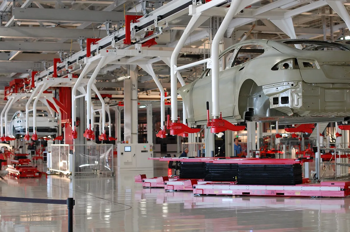 Tesla Factory, Fremont (CA, USA) (8763129679) 2011