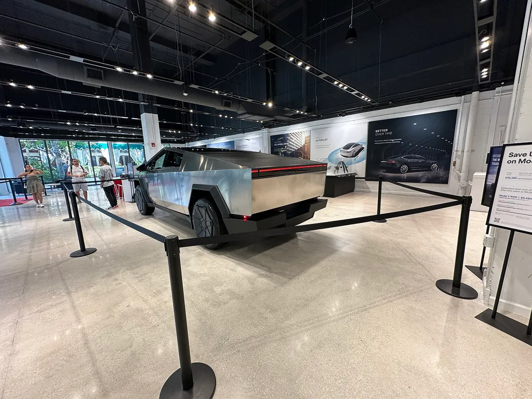 Tesla Showroom Miami Design District December 2023 - Tesla Cybertruck